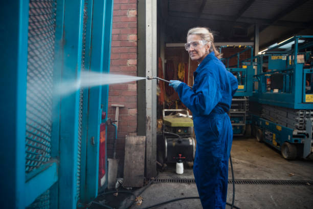 Best Pressure Washing Patio  in Tanglewilde, WA