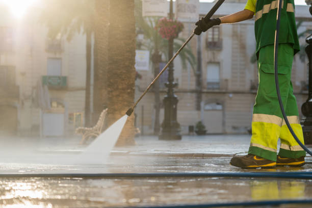 Best Sidewalk Pressure Washing  in Tanglewilde, WA